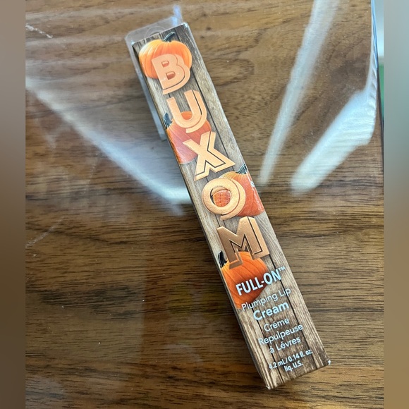 NEW! Buxom Pumpkin Pie Latte Full On Plumping Lip Cream - Picture 2 of 3